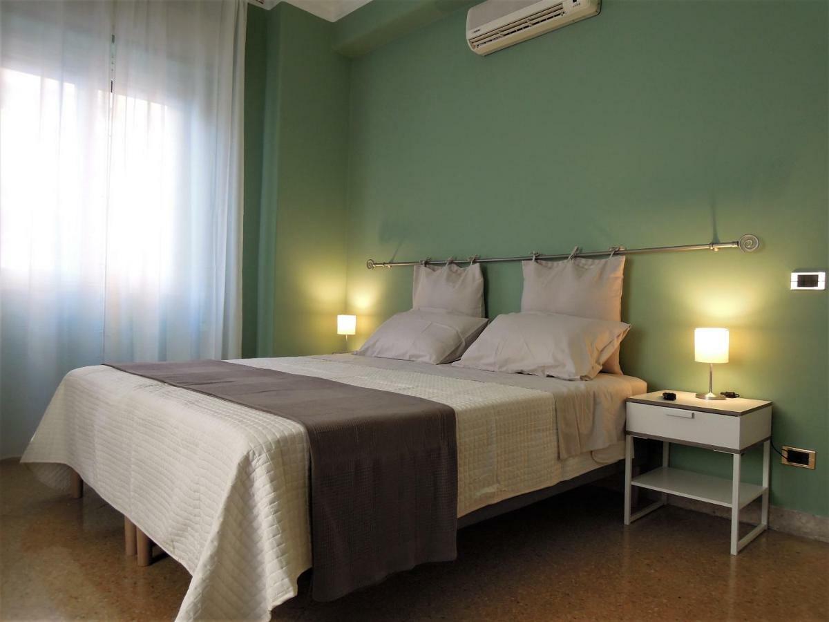 Elerà holiday apartment Palermo Exterior foto